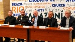 அமேசான் ஆயர் பேரவையில் பங்கேற்றோர்