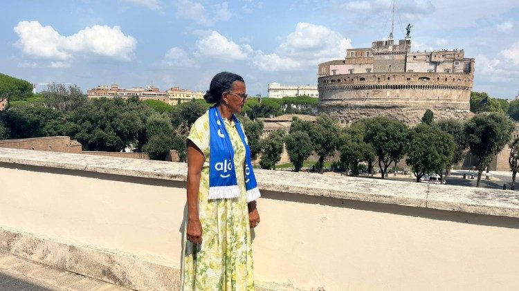 Laurinda Rodrigues da Moura 