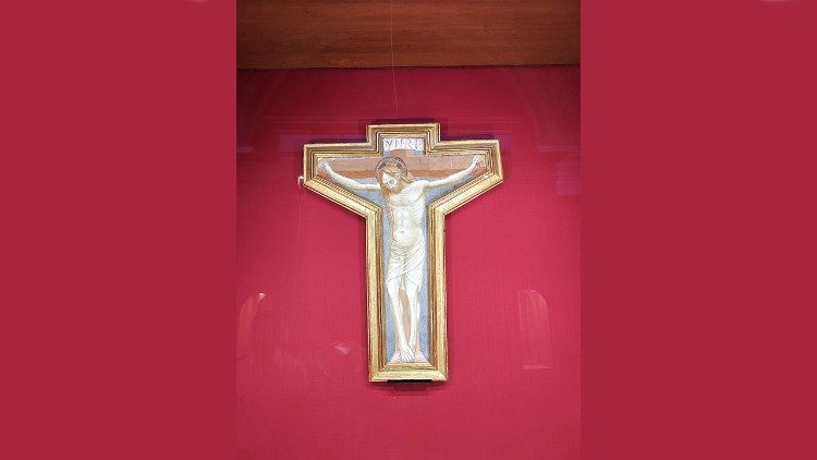 Il Crocifisso restaurato
