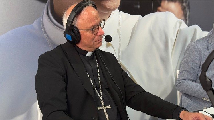 Monsignor Giuseppe Baturi, segretario generale della CEI e arcivescovo di Cagliari