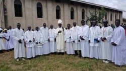 Bishop Lodiong of Yei Diocese with newly commissioned Catechists in Lasu