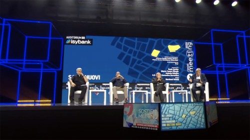 Acutis y Frassati: Sin «superpoderes», símbolo de «normalidad»