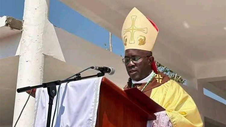 Dom Leopoldo Ndakalako, Bispo de Menongue (Angola) e Presidente da Comissão Episcopal para o Clero e Vida Consagrada da CEAST