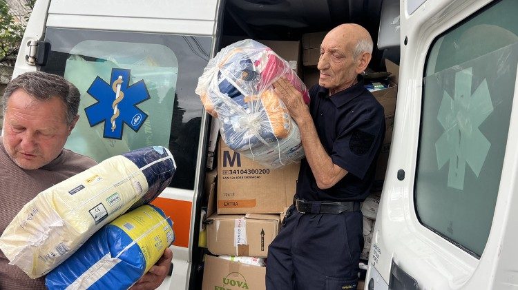 La consegna degli aiuti in Ucraina