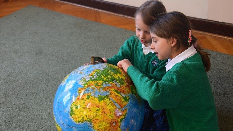 Na świecie działa ponad sto tysięcy szkół katolickich