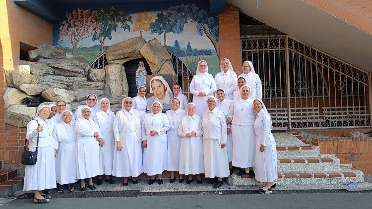 Congregación Siervas de Jesús de Madre Carmen en Venezuela
