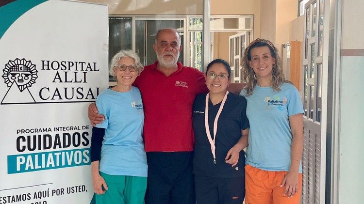 Voluntarios de "Paliativos sin Fronteras". 