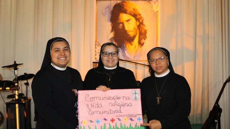 A formação sobre comunicação foi realizada de 20 a 25 de março na Itália