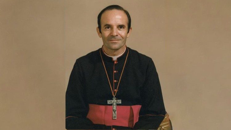 Mgr René Dupont. 