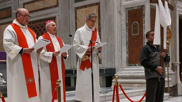 Prima stazione nella Basilica del Sacro Cuore di Gesù