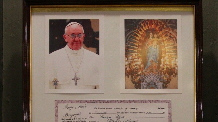 Partida de nacimiento que tienen en la basílica de María Auxiliadora de Almagro