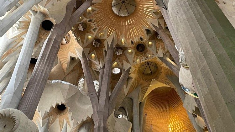 Dzieło Antonia Gaudiego zachwyca swoją architekturą