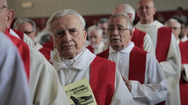 Padre Angelo Lazzarotto