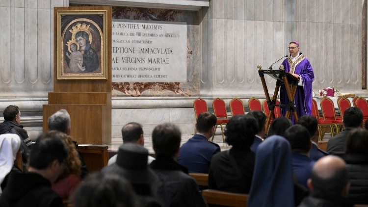 Misa de preparación a la Pascua para los empleados del Vaticano