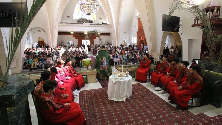 2025.04.17 Messa della festa di Risurrezione Scuola Mesrobian