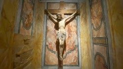 To Krzyż nawraca Francuzów