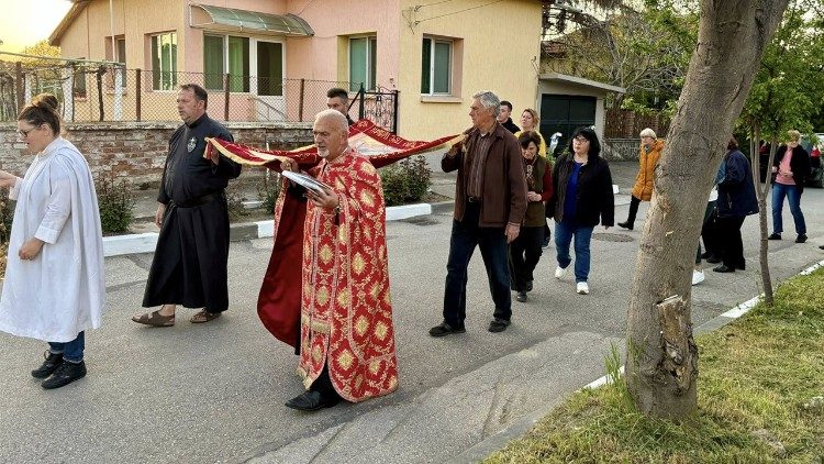 Страстната седмица в Никополската епархия