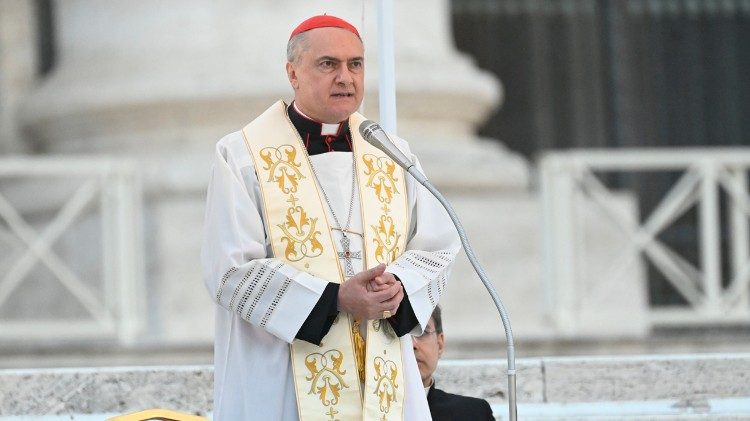 Różaniec za śp. Ojca Świętego Franciszka na Placu św. Piotra (ks. Marek Weresa)