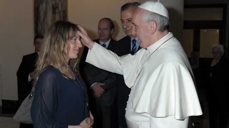 Az első áldás Ferenc pápától
