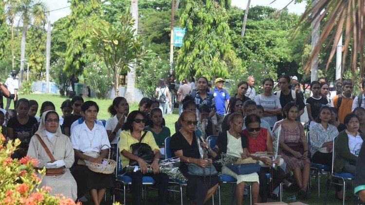 Oração pelo Papa Francisco em Díli, Timor Leste