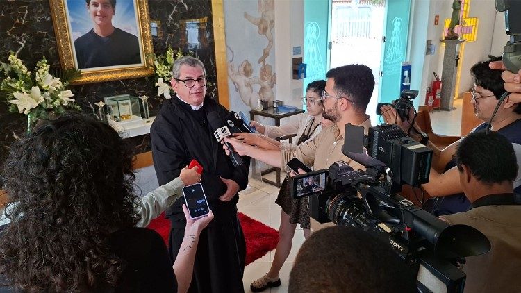 2025.04.23 Carlo Acutis - Campo Grande - Brasil - canonizacao suspensa