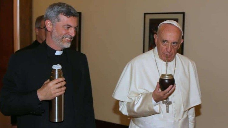 O Pe. Alexandre considera a época em que trabalhou no Vaticano como uma graça especial