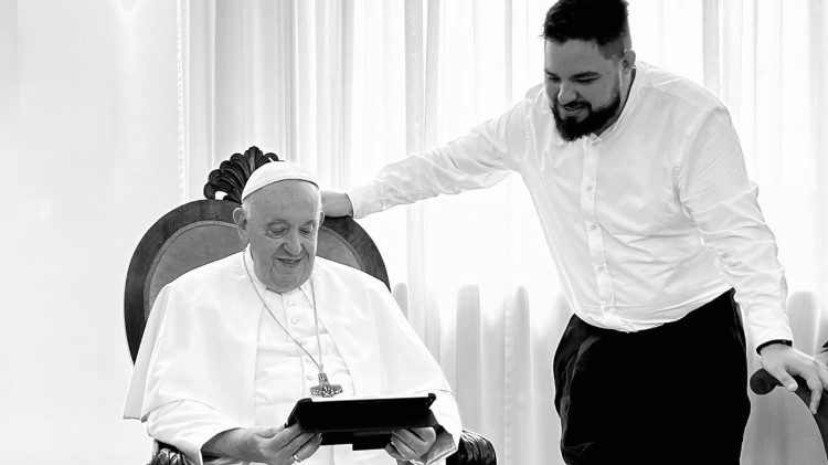 El Papa Francisco y Denys Koliada