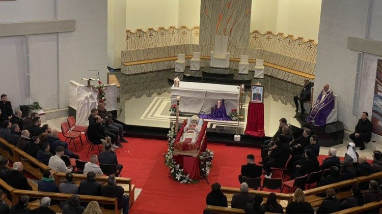 Ipeshkvi ndjerë imziot Simon Kulli, Katedrala Vau Dejës