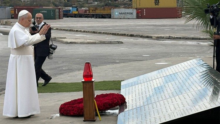 Papież wykonał gest błogosławieństwa