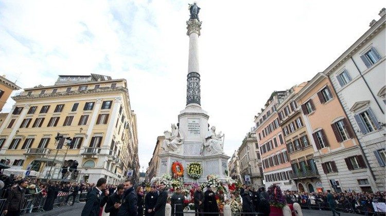 Socha Nepoškvrnenej Panny Márie