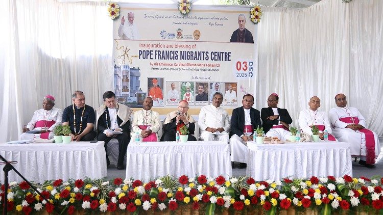 പോപ്പ് ഫ്രാൻസിസ് മൈഗ്രന്റ്‌സ് സെന്റർ, ഷോർട്ട് സ്റ്റേ ഹോം ഉദ്‌ഘാടനച്ചടങ്ങിൽനിന്നുള്ള ഒരു ദൃശ്യം