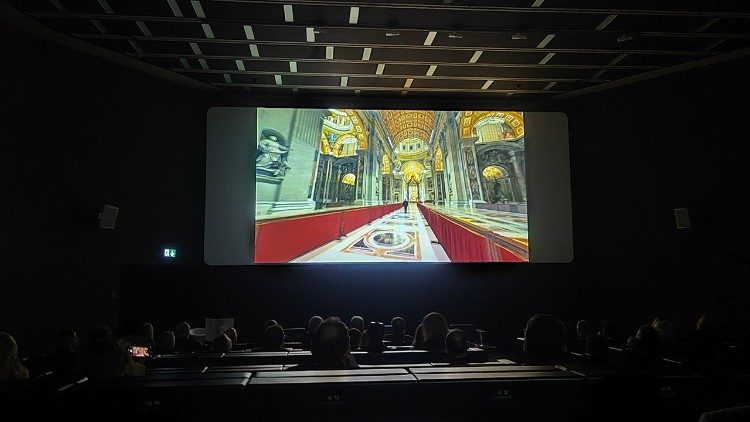 La proiezione nell'Auditorium del Maxxi a Roma