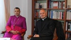 Mons Simon Kulli, ipeshkëv i Sapës me dom Robert Kolën, Vikar i Përgjithshëm i dioqezës së Sapës