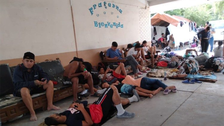 भले ही कभी-कभी फ्रोंतेरा दिग्ना में प्रवासियों की संख्या ज़्यादा हो जाती है, हम हमेशा उन्हें ज़रूरी मदद देने की कोशिश करते हैं।