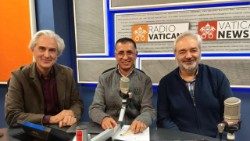 2025.12.05 ESTUDIO 9 - VIDEO DEL PAPA - DICIEMBRE