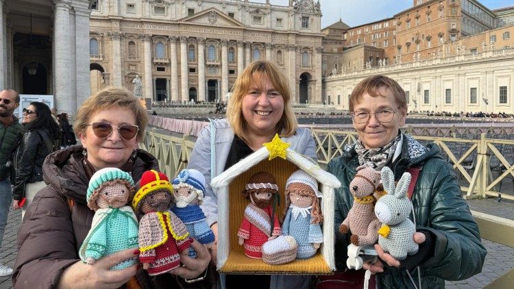 Jedna z polskich szopek na wystawie została wykonana z włóczki