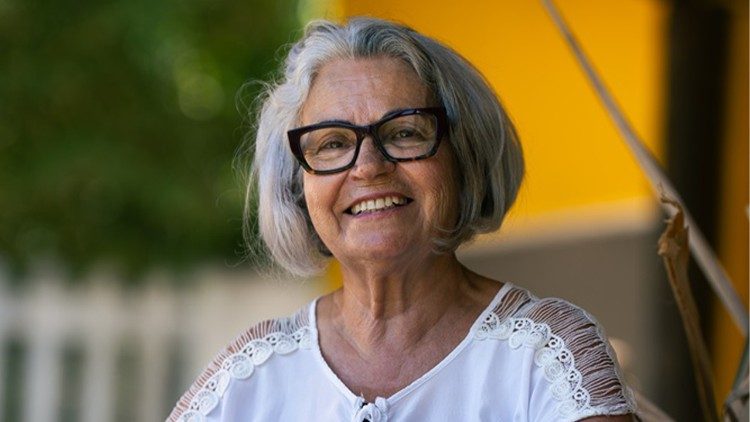 Tia Eva &eacute; a artes&atilde; que criou pres&eacute;pio exposto no Vaticano. Foto: Acervo Santu&aacute;rio Cristo Redentor