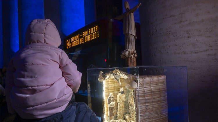 Pres&eacute;pio feito por artes&atilde; brasileira &eacute; exposto no Vaticano. Foto: Solange Souza