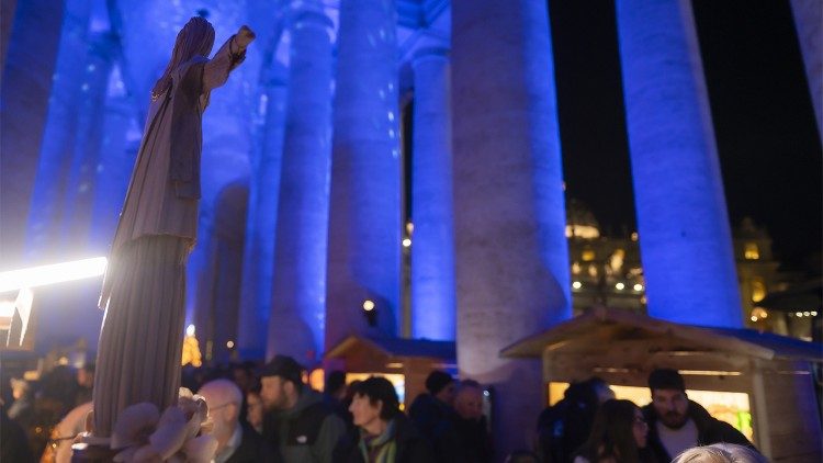 Pres&eacute;pio feito por artes&atilde; brasileira &eacute; exposto no Vaticano. Foto: Solange Souza