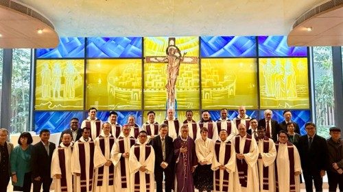 Hong Kong, la Chiesa asiatica valuta l'impatto dell'IA sulla pastorale