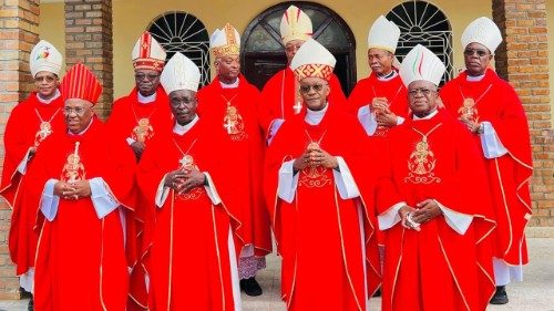 En Ha&iuml;ti, l'&Eacute;glise appelle &agrave; la responsabilit&eacute; nationale