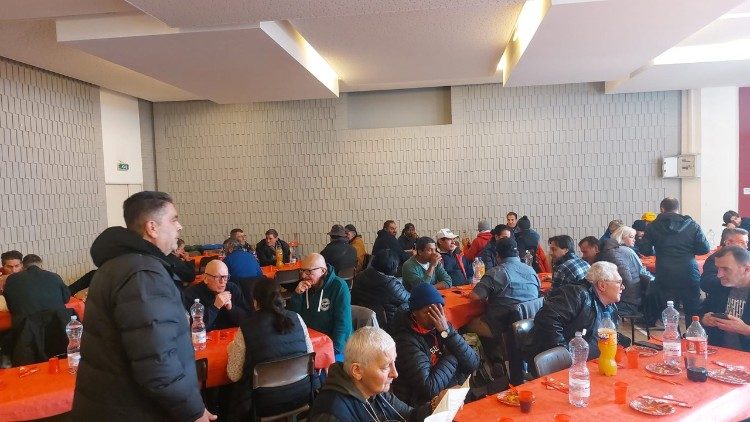 2025.12.11 pranzo poveri via Gregorio VII