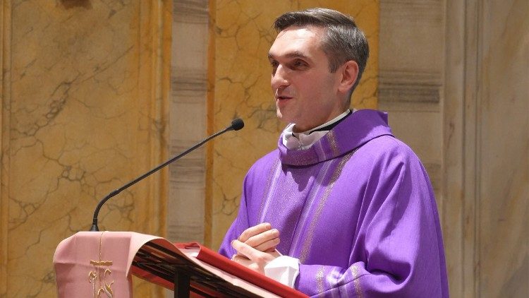 Ks. Tomasz Jarosz, pomysłodawca i organizator wieczoru