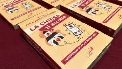 Il libro "La Chiesa ti ascolta"