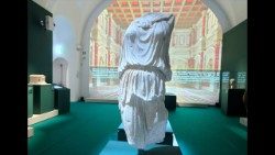 Allestimento della mostra "I Greci a Roma"