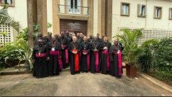 Bispos de Moçambique juntamente com o Cardeal Pietro Parolin, que visitou o país recentemente