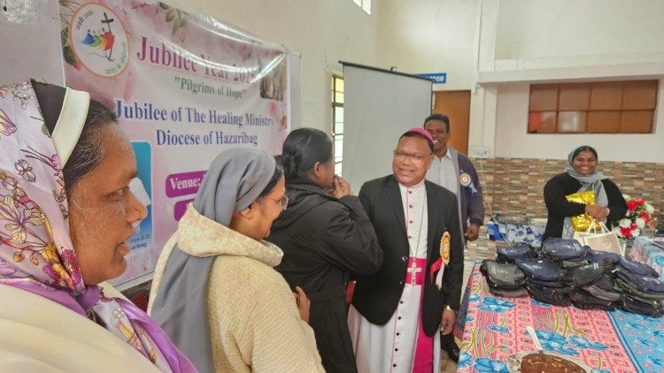 हज़ारीबाग धर्मप्रांत के नर्सों और स्वास्थ्य कर्मियों का जुबली समारोह 