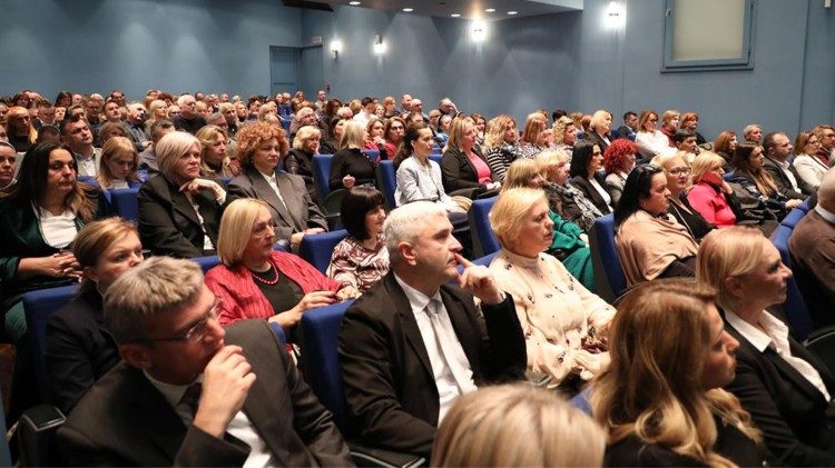 Predbožićno primanje  ravnateljica i ravnatelja predškolskih i školskih ustanova (TUZGN)