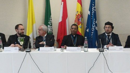 Le cardinal George Jacob Koovakad, préfet du dicastère pour le Dialogue interreligieux, à la conférence, jeudi 18 décembre 2025.