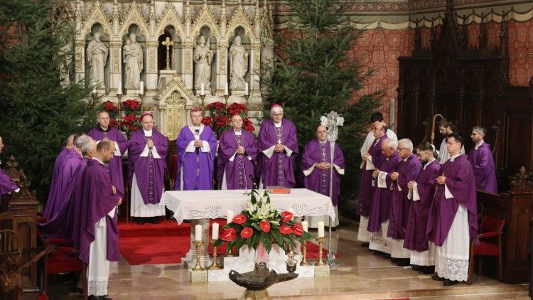 Euharistijsko slavlje povodom 30 godina Caritasa u Bosni i Hercegovini (Foto: KTA)